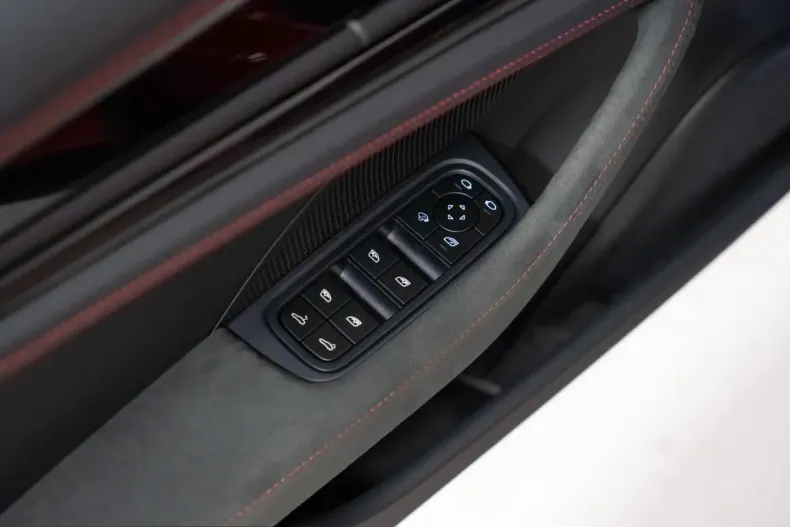 Porsche Panamera din 2025 cu 16.200 km - oferta POR205502 - foto 21