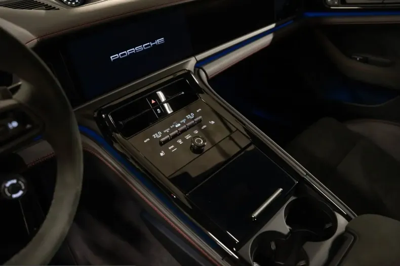 Porsche Panamera din 2025 cu 16.200 km - oferta POR205502 - foto 28