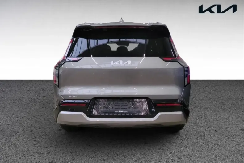 Kia EV9 din 2024 cu 30.460 km - oferta KIA205503 - foto 6