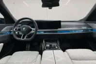 BMW M760 (Seria 7) din 2023 cu 17.000 km - oferta BMW205506 - foto 3