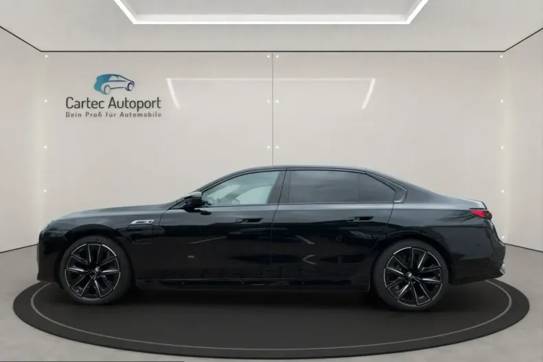 BMW M760 (Seria 7) din 2023 cu 17.000 km - oferta BMW205506 - foto 6