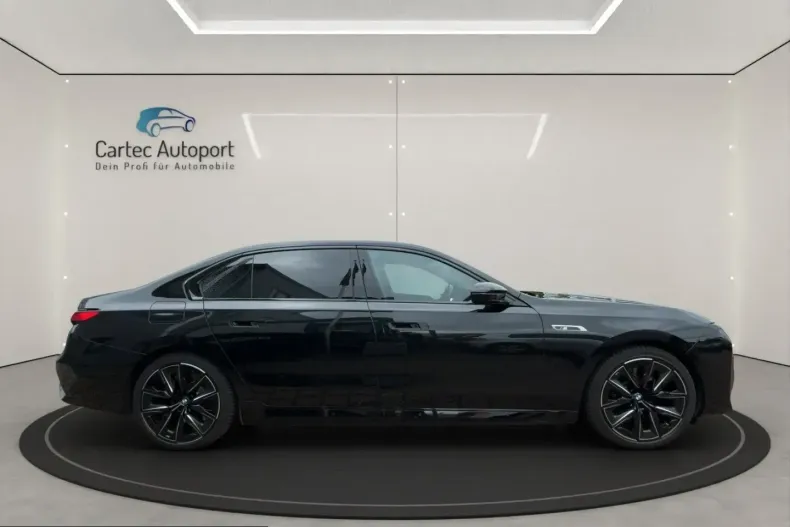 BMW M760 (Seria 7) din 2023 cu 17.000 km - oferta BMW205506 - foto 9