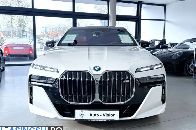 BMW M760 (Seria 7) din 2023 cu 26.172 km - oferta BMW205509 - foto 3