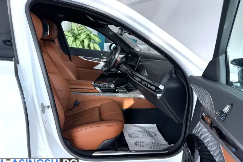 BMW M760 (Seria 7) din 2023 cu 26.172 km - oferta BMW205509 - foto 16