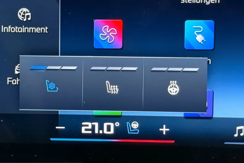 BMW M760 (Seria 7) din 2023 cu 26.172 km - oferta BMW205509 - foto 25