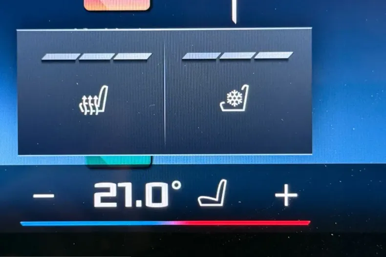 BMW M760 (Seria 7) din 2023 cu 26.172 km - oferta BMW205509 - foto 26