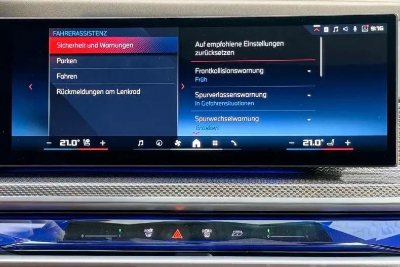 BMW M760 (Seria 7) din 2023 cu 26.172 km - oferta BMW205509 - foto 33