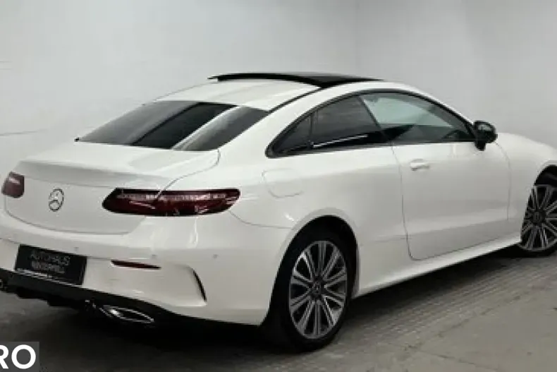 Mercedes-Benz E 300 (Clasa E) din 2021 cu 66.000 km - oferta MER205510 - foto 5