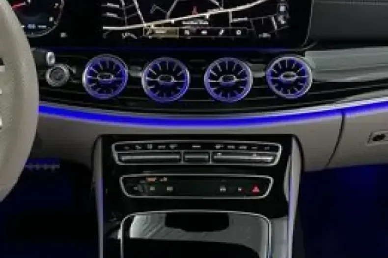 Mercedes-Benz E 300 (Clasa E) din 2021 cu 66.000 km - oferta MER205510 - foto 21