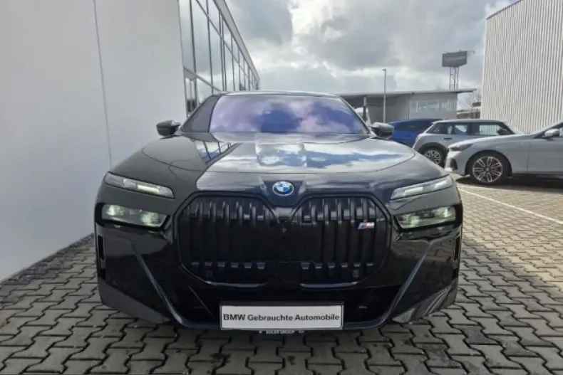 BMW M760 (Seria 7) din 2023 cu 66.726 km - oferta BMW205511 - foto 2