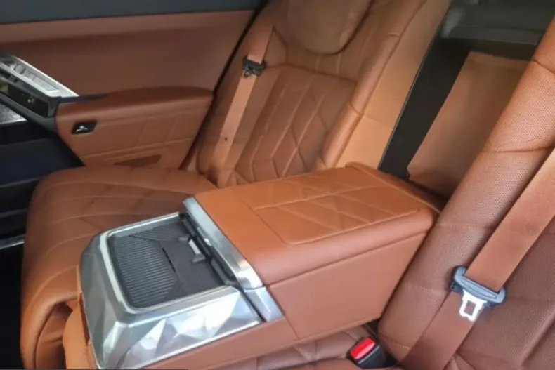 BMW M760 (Seria 7) din 2023 cu 66.726 km - oferta BMW205511 - foto 20