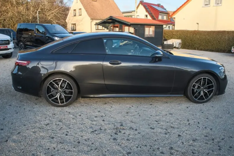 Mercedes-Benz E 400 (Clasa E) din 2022 cu 38.900 km - oferta MER205512 - foto 3