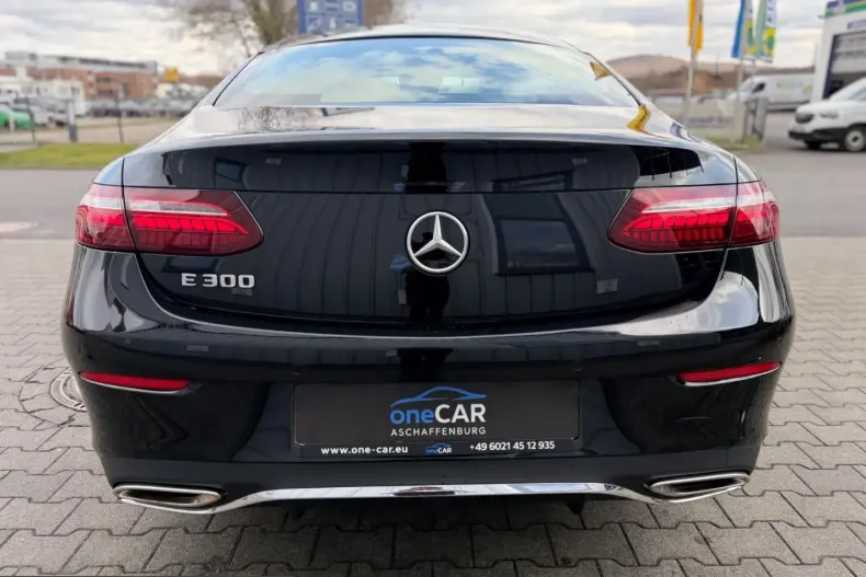 Mercedes-Benz E 300 (Clasa E) din 2021 cu 42.950 km - oferta MER205513 - foto 6