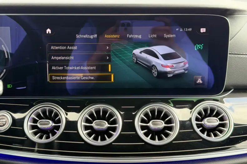 Mercedes-Benz E 300 (Clasa E) din 2021 cu 42.950 km - oferta MER205513 - foto 16