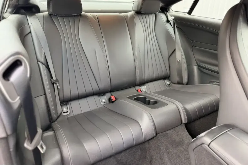 Mercedes-Benz E 300 (Clasa E) din 2021 cu 42.950 km - oferta MER205513 - foto 23