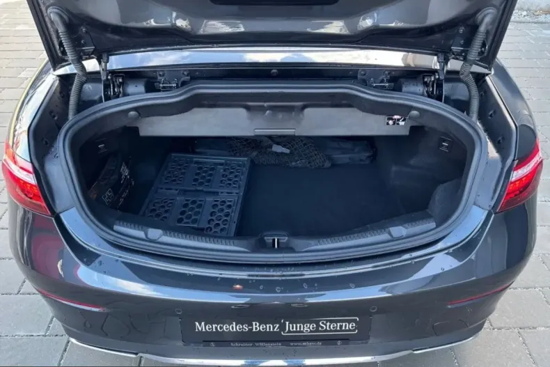 Mercedes-Benz E 300 (Clasa E) din 2022 cu 76.050 km - oferta MER205514 - foto 15