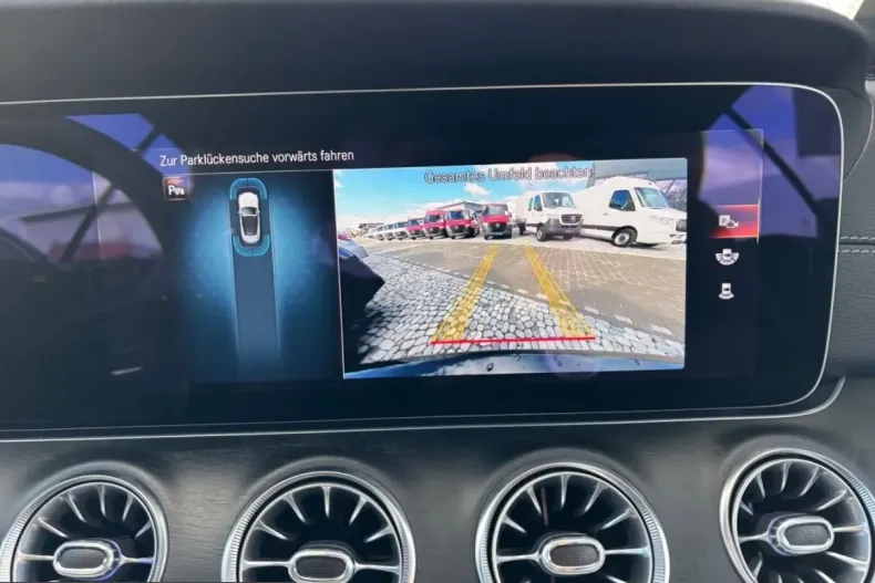 Mercedes-Benz E 300 (Clasa E) din 2022 cu 76.050 km - oferta MER205514 - foto 27