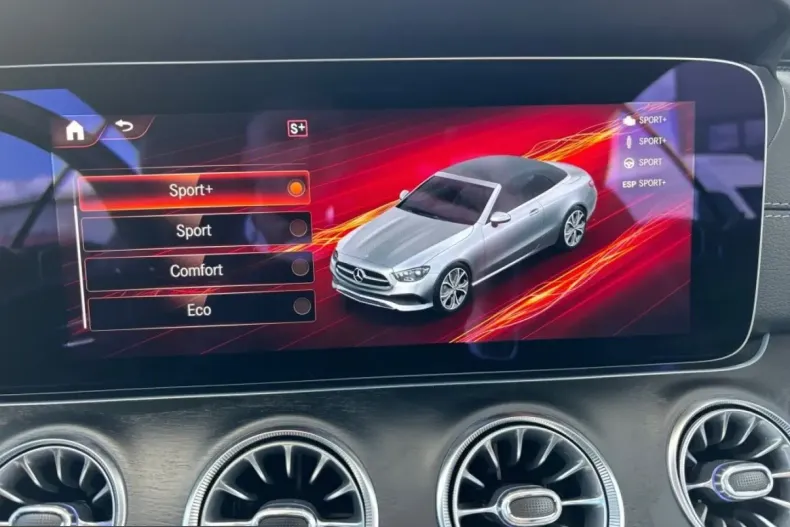 Mercedes-Benz E 300 (Clasa E) din 2022 cu 76.050 km - oferta MER205514 - foto 28