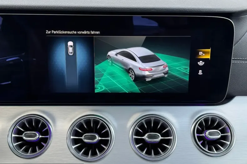 Mercedes-Benz E 300 (Clasa E) din 2021 cu 35.987 km - oferta MER205515 - foto 27