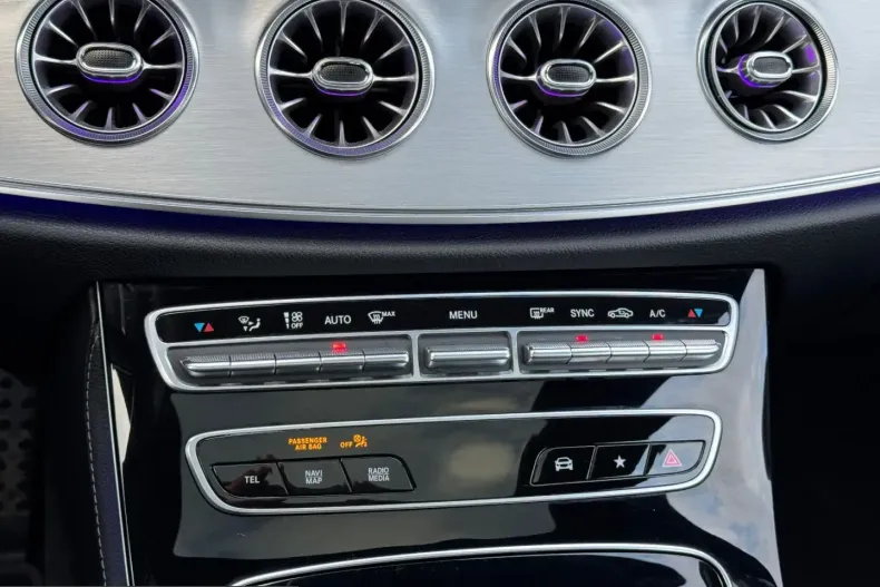 Mercedes-Benz E 300 (Clasa E) din 2021 cu 35.987 km - oferta MER205515 - foto 41