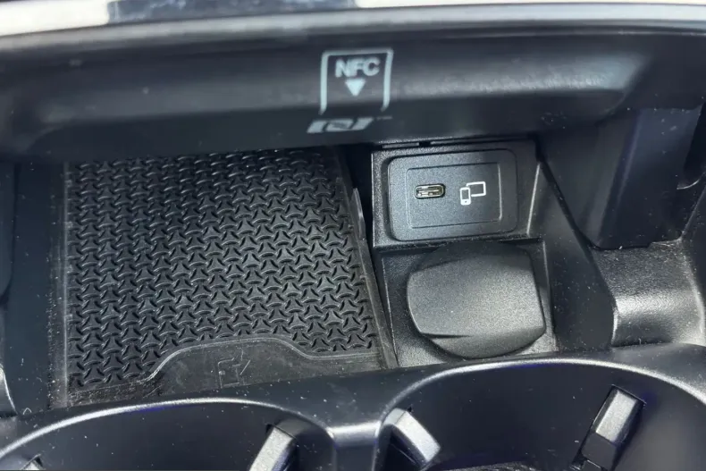 Mercedes-Benz E 300 (Clasa E) din 2021 cu 35.987 km - oferta MER205515 - foto 45