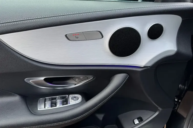 Mercedes-Benz E 300 (Clasa E) din 2021 cu 35.987 km - oferta MER205515 - foto 48