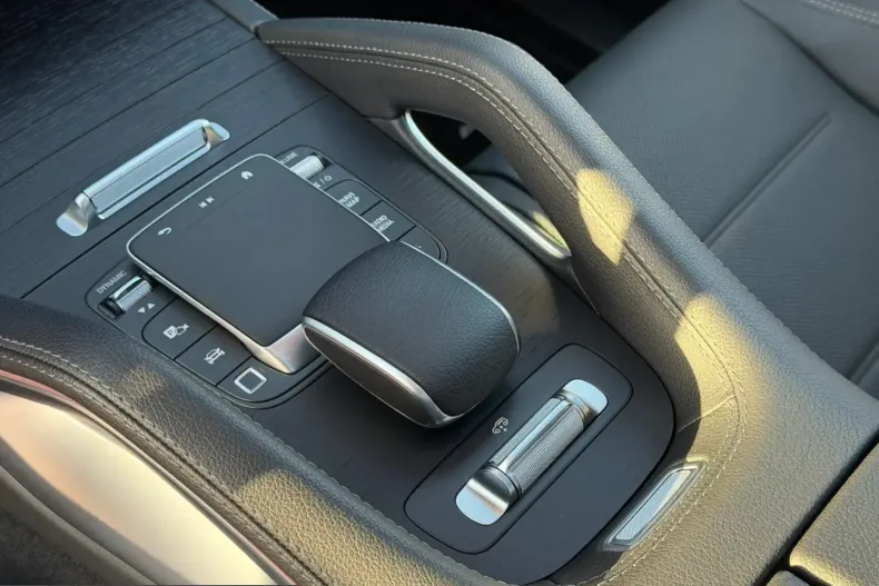 Mercedes-Benz GLE 450 (Clasa GLE) din 2025 cu 8.513 km - oferta MER205519 - foto 22