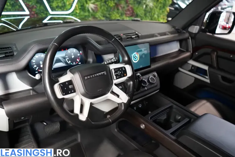 Land Rover Defender din 2024 cu 67.638 km - oferta LAN205523 - foto 10
