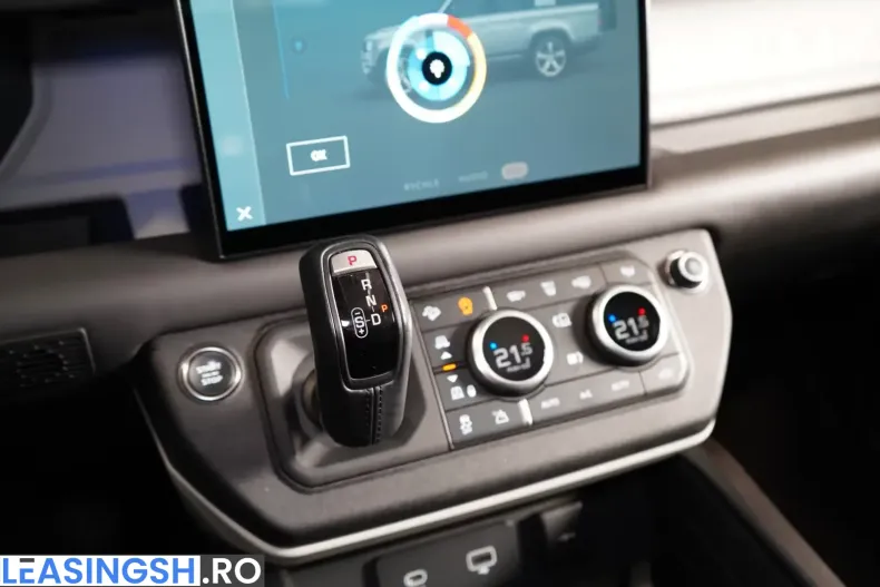 Land Rover Defender din 2024 cu 67.638 km - oferta LAN205523 - foto 30