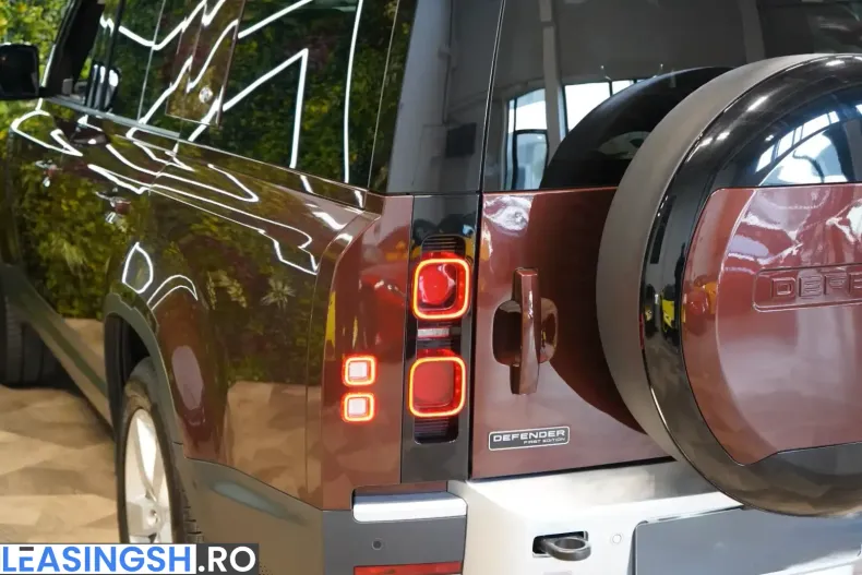 Land Rover Defender din 2024 cu 67.638 km - oferta LAN205523 - foto 38