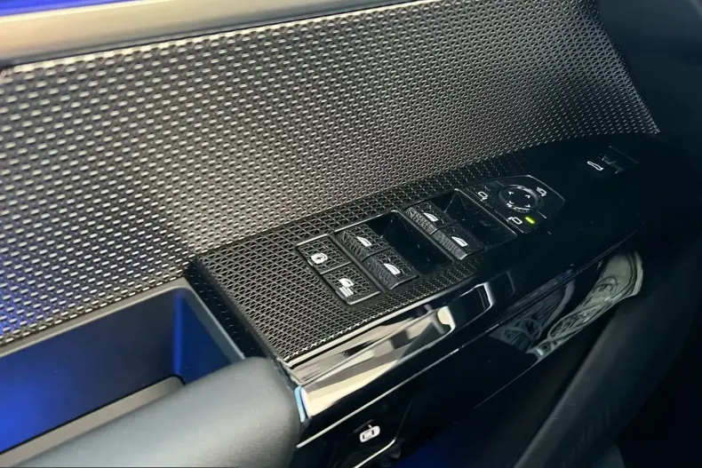 BMW 740 (Seria 7) din 2025 cu 14.225 km - oferta BMW205524 - foto 23