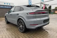 Porsche Cayenne din 2024 cu 45.328 km - oferta POR205528 - foto 4