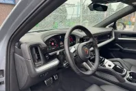 Porsche Cayenne din 2024 cu 45.328 km - oferta POR205528 - foto 7