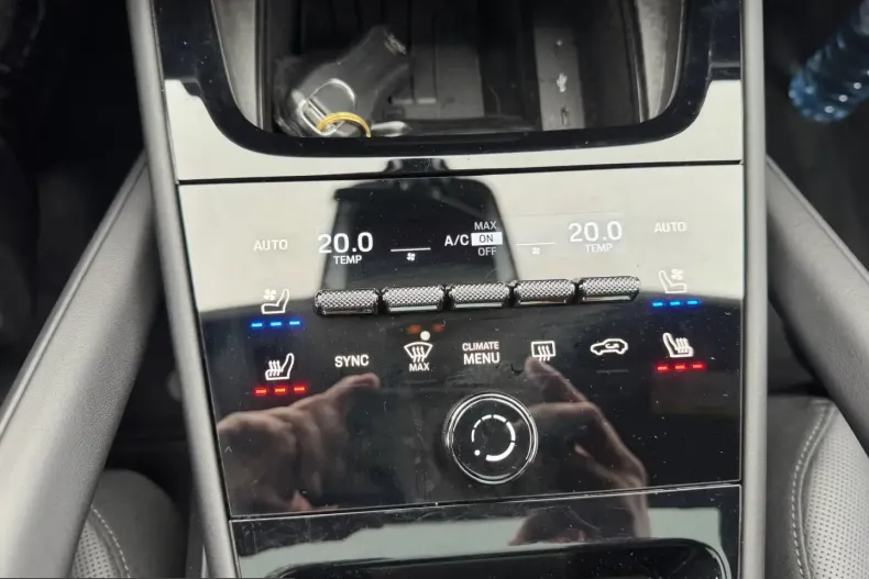 Porsche Cayenne din 2024 cu 45.328 km - oferta POR205528 - foto 24