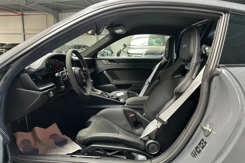 Porsche 911 din 2026 cu 13 km - oferta POR205529 - foto 10