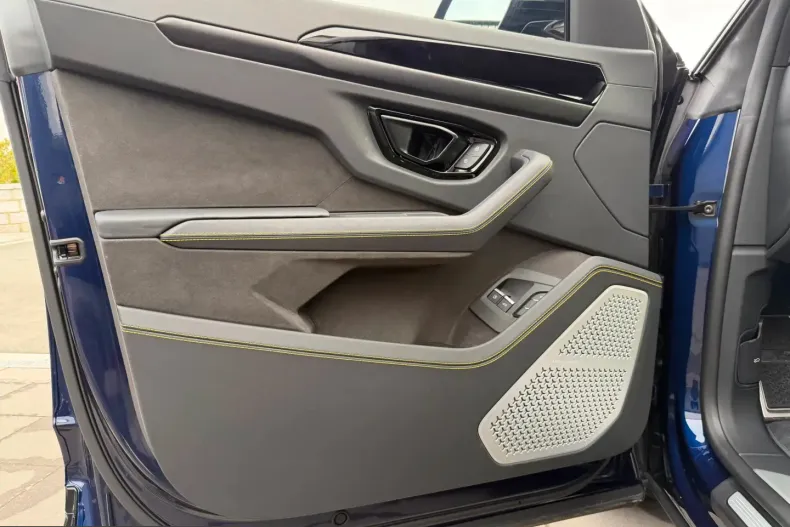 Lamborghini Urus din 2025 cu 21.000 km - oferta LAM205530 - foto 23