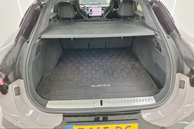 Lotus Eletre din 2024 cu 37.821 km - oferta LOT205531 - foto 9