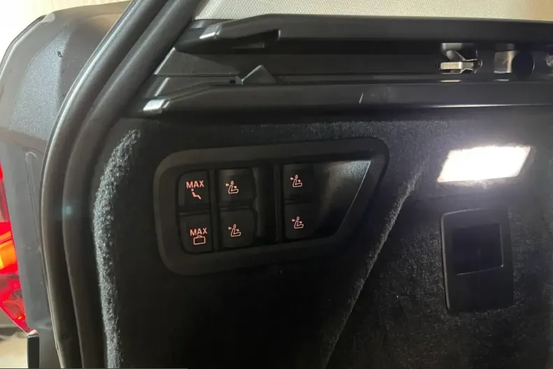 BMW X7 (Seria X) din 2021 cu 99.297 km - oferta BMW205532 - foto 32