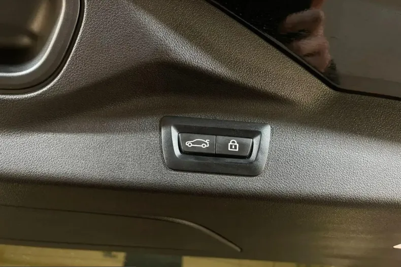 BMW X7 (Seria X) din 2021 cu 99.297 km - oferta BMW205532 - foto 36