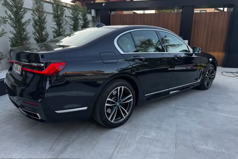 BMW 745 (Seria 7) din 2021 cu 32.000 km - oferta BMW205533 - foto 13