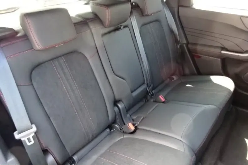 Ford Kuga din 2024 cu 11.000 km - oferta FOR205535 - foto 12