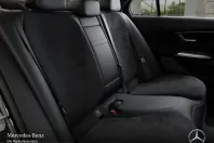 Mercedes-Benz E 200 (Clasa E) din 2025 cu 13.810 km - oferta MER205536 - foto 12