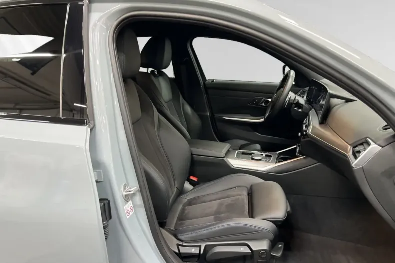 BMW 320 (Seria 3) din 2024 cu 22.157 km - oferta BMW205538 - foto 8