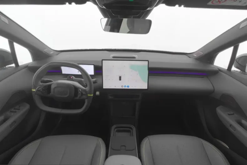 Lynk & Co 02 din 2025 cu 11.988 km - oferta LYN205539 - foto 3