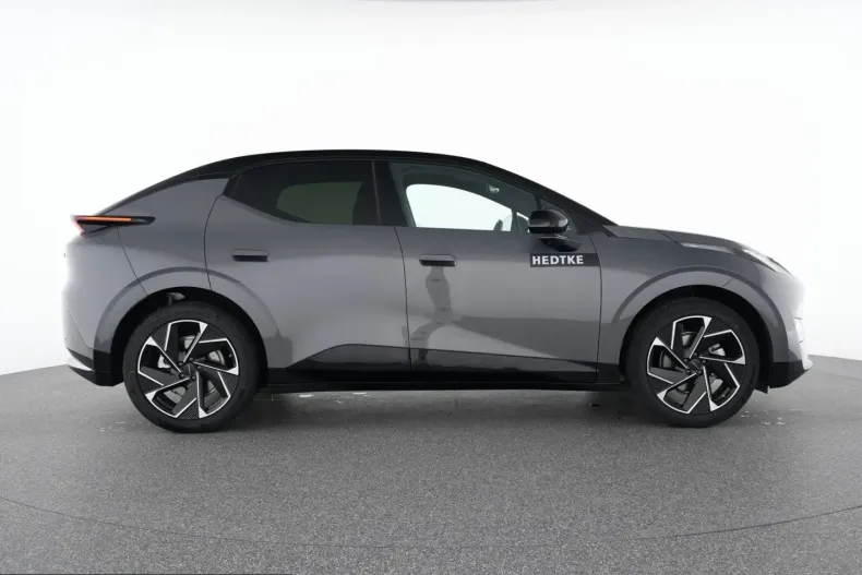 Lynk & Co 02 din 2025 cu 11.988 km - oferta LYN205539 - foto 12