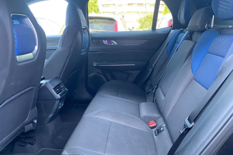 Lynk & Co 01 din 2024 cu 25.583 km - oferta LYN205540 - foto 19