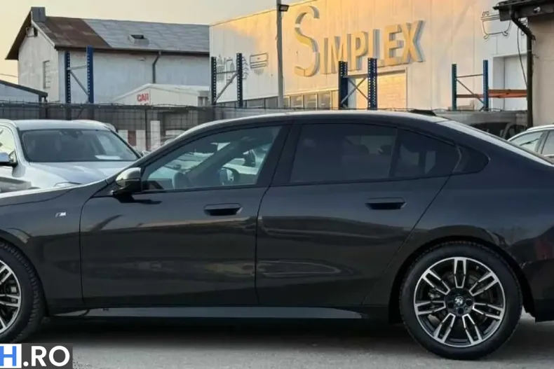 BMW 520i (Seria 5) din 2025 cu 25.000 km - oferta BMW205542 - foto 5