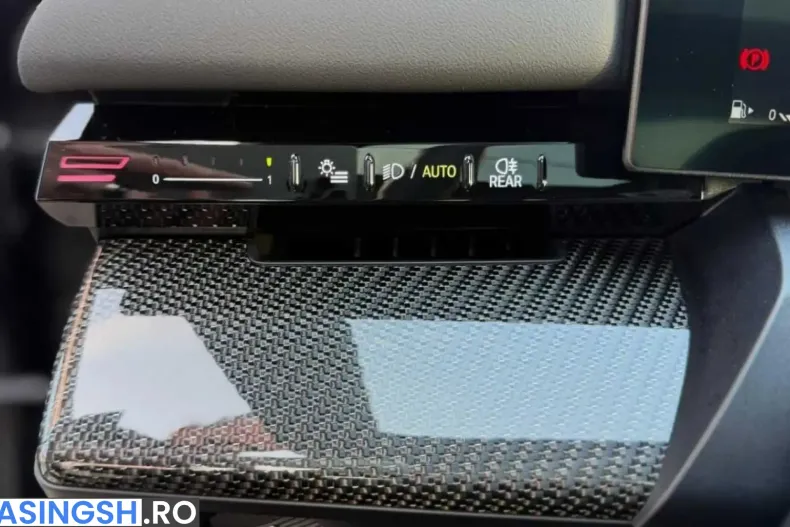 BMW 520i (Seria 5) din 2025 cu 25.000 km - oferta BMW205542 - foto 24