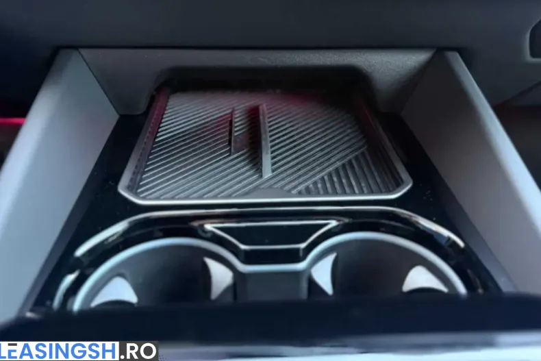 BMW 520i (Seria 5) din 2025 cu 25.000 km - oferta BMW205542 - foto 28
