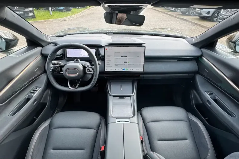 Lynk & Co 08 din 2026 cu 10 km - oferta LYN205543 - foto 6